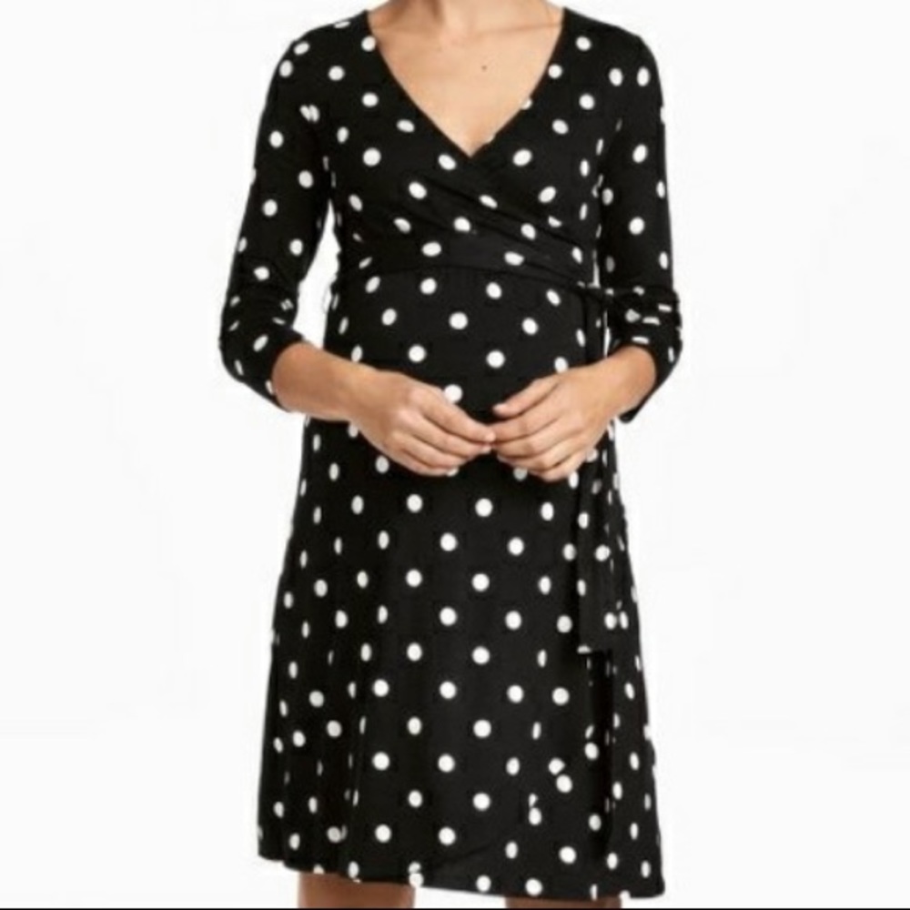 Barely worn, flattering maternity wrap dress.